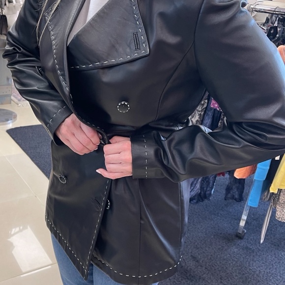 Dana Buchman leather jacket size 4 - Picture 7 of 15